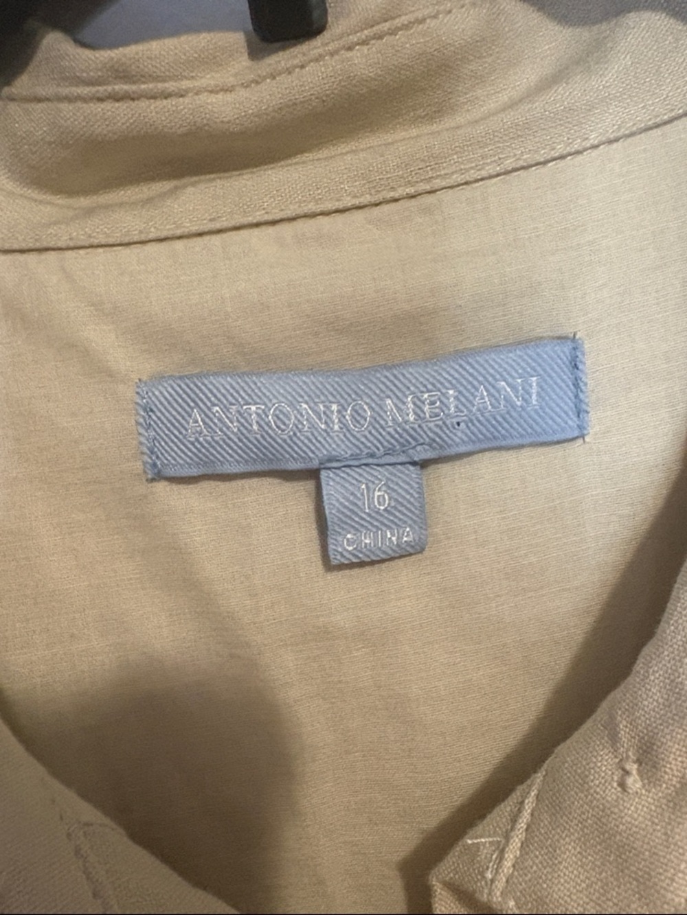 ANTONIO MELANI Sleeveless Collared Beige Jumpsuit romper with tie back - Picture 2 of 6